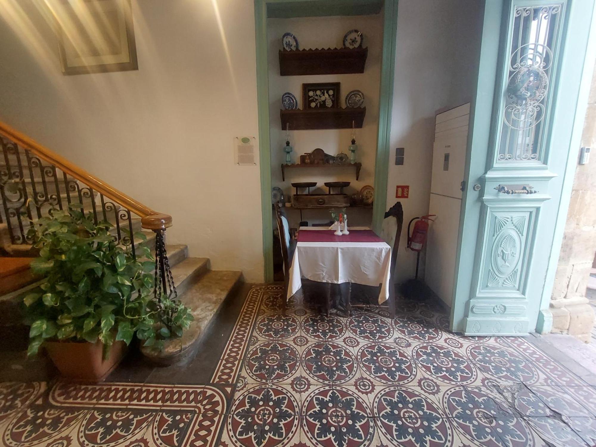 Hotel Valide Hanim Konak Nicosia Ngoại thất bức ảnh